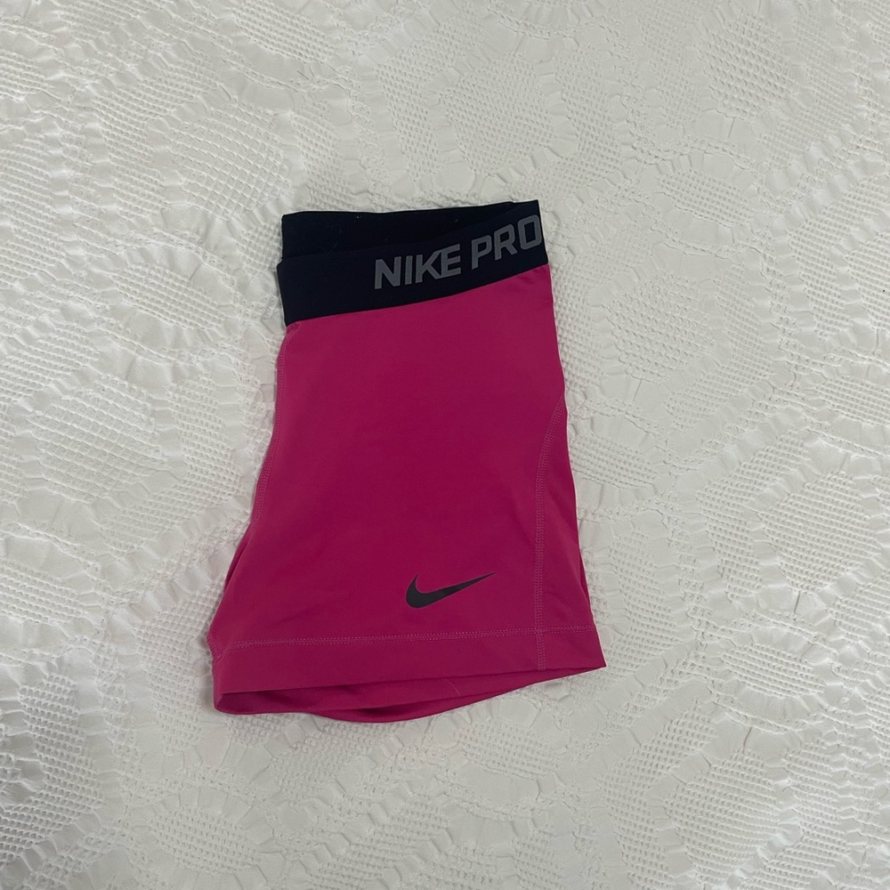 Nike Pros hot pink